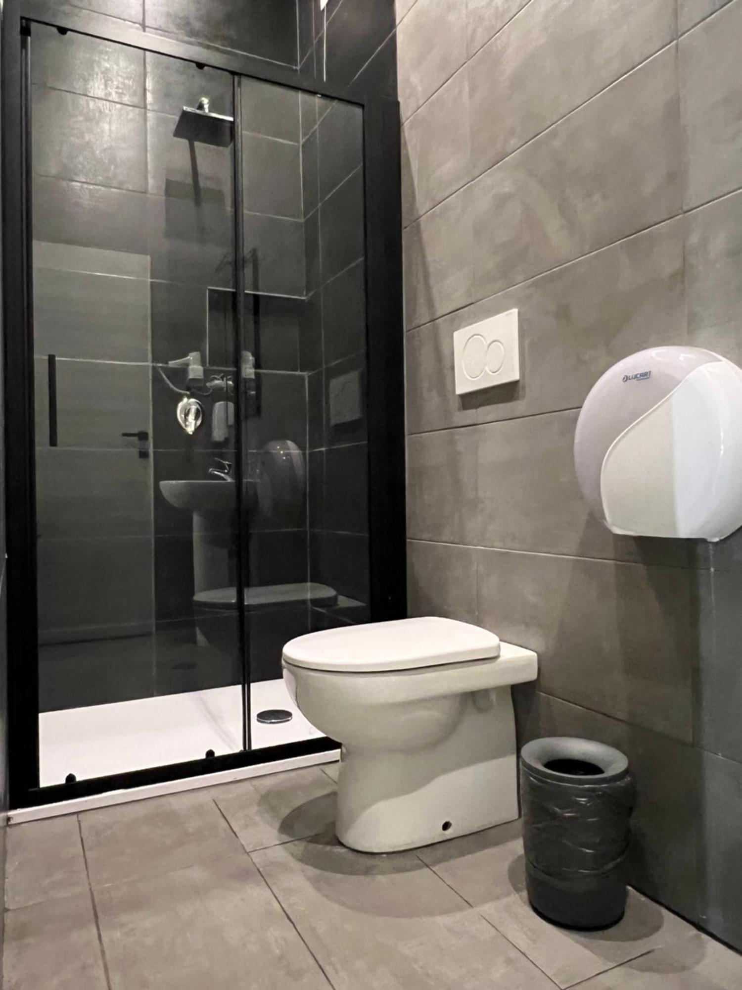 Habitación Triple con baño compartido